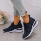 Casual dammode, andningsbara korrigering sneakers med strassdekoration