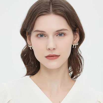 Presentval - Delikata och mångsidiga örhängen med rosett