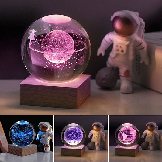 🥳2026 HOT SALE🥳💞50 000+ SÅLDA!💫🌌 Ta med galaxen in i ditt rum. 3D-kristallkula nattlampa – 49 % RABATT! ✨🌙