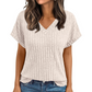Avslappnad enfärgad kortärmad V-ringad topp för kvinnor
