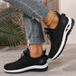 Women’s Lightweight Breathable Walking Shoes