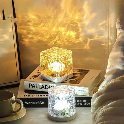 Dynamisk projektorlampa med vattenvågseffekt