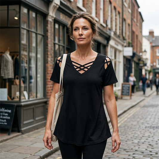 Elegant V-ringad T-shirt för dam med korsad design