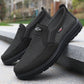 Andningsbara slip-on-skor i mesh för män