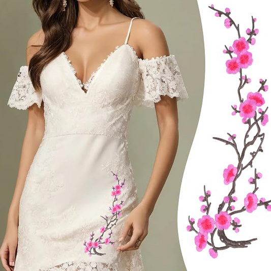 Elegant strykmärke med plommonblomstmotiv