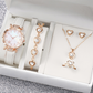 💥【50 % RABATT】🔥 Damklocka & smycken, 5-delars set | Urtavla med fjärilsmotiv och strass, kvartsurverk | Bekvämt armband i äkta läder | Matchande hjärtformad halskedja/armband/örhängen/ring | 4 färger (vit/rosa/svart/svart-vit) | Perfekt present 🎁