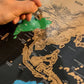 Resedagbok med världskarta